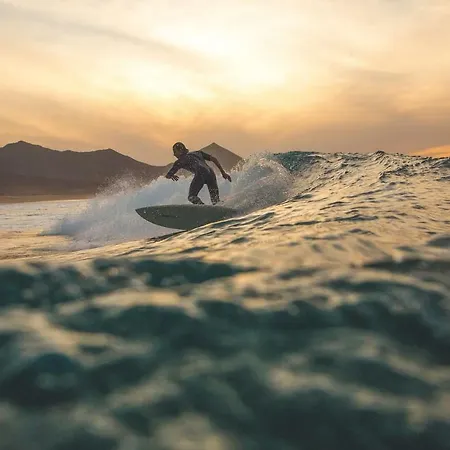 Fuego - Cinco Elementos - Surf & Yoga Stay